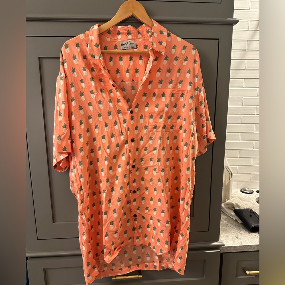 Kenny Flowers Men’s NWOT